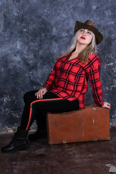 Attractive plump woman dressed in cow boy style - Foto, immagini