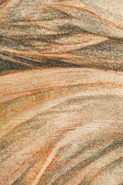 Függőleges formátum háttér - szemcsés fal szerkezete kis kavicsok és absztrakt barna minta - Fotó, kép