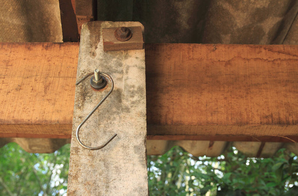 Gancho pendurado na antiga cozinha tailandesa - Foto, Imagem
