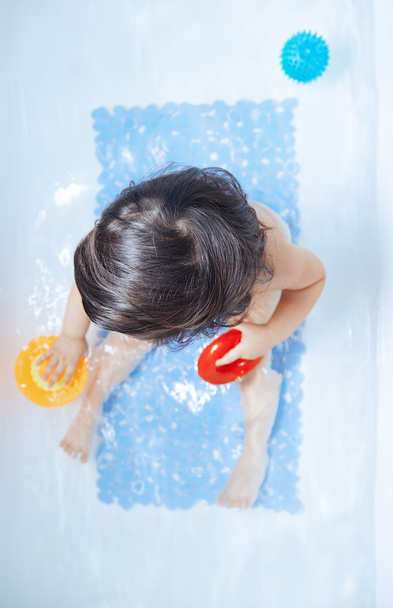 Toddler in the bath - Photo, Image