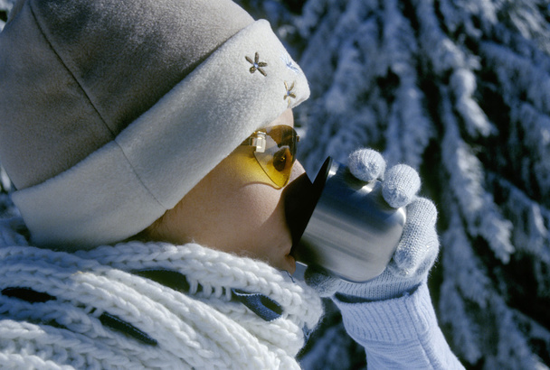 nainen talvella vuoret - Valokuva, kuva