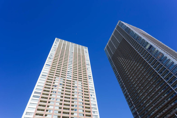 tower building against blue sky background - Foto, Bild