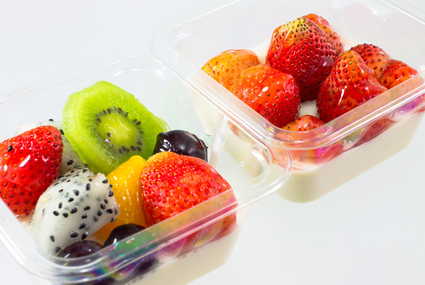 čerstvé ovocné směsi müsli jogurt - Fotografie, Obrázek