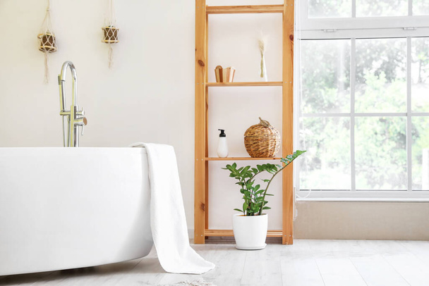 Interior de baño moderno y elegante - Foto, imagen