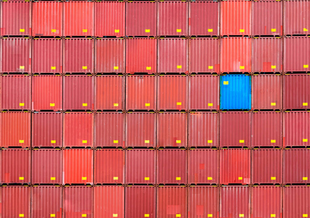Containerstapel, Frachtlogistik und Lager mit unterschiedlichem Auswahlkonzept - Foto, Bild
