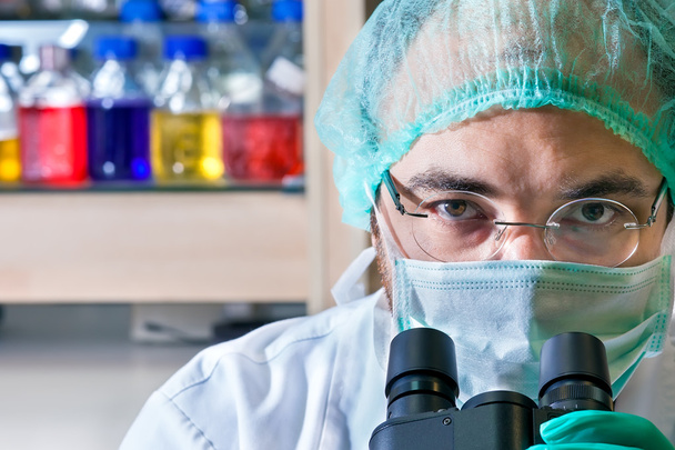 Male scientist working in a laboratory.  - Φωτογραφία, εικόνα