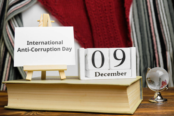 Międzynarodowy Dzień Walki z Korupcją zimowego miesiąca grudzień. - Zdjęcie, obraz