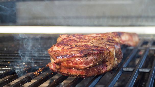 Barbecue Tomahawk Steak - Zdjęcie, obraz