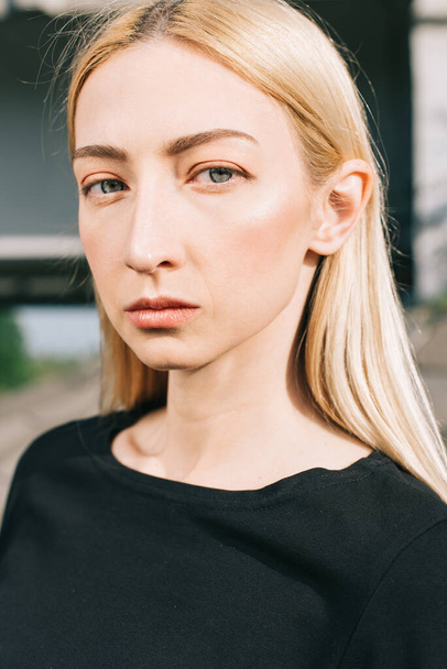 Beauty portrait of a female face with natural clear skin. Closeup lifestyle fashion of hipster young woman. Fashion model. - Valokuva, kuva