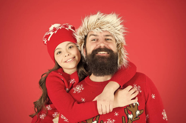 They love Christmas. xmas memories. father and daughter celebrate new year. waiting for santa. family holiday. get warm in winter season. merry christmas. happy family. small girl love father man - Fotoğraf, Görsel