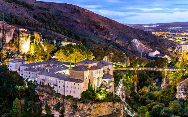 Монастырь Сан-Пабло в Куэнке, Испания - Фото, изображение