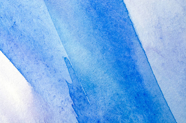 blauwe aquarellen op papier textuur, achtergrond ontwerp, handgeschilderd element - Foto, afbeelding
