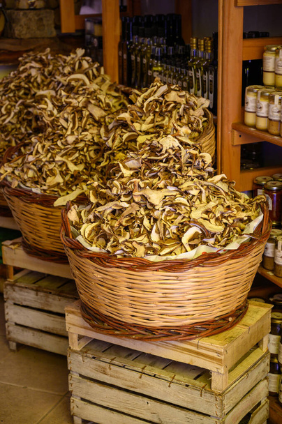 New harvested dried tasty white porcini boletus mushrooms in shop, Nemi, Castelli Romani, Italy - Photo, Image