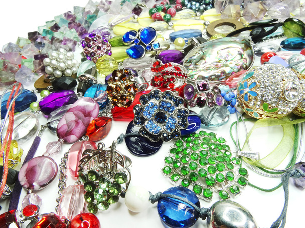 perles de cristaux bijoux comme fond de la mode
 - Photo, image