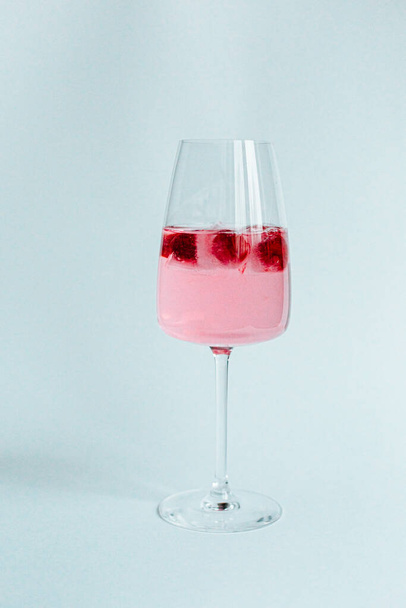 red wine in glass with cherry - Foto, Imagem