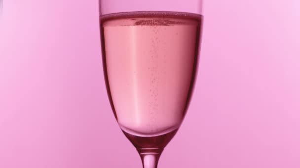 Champagne fluit met bubbels - Video