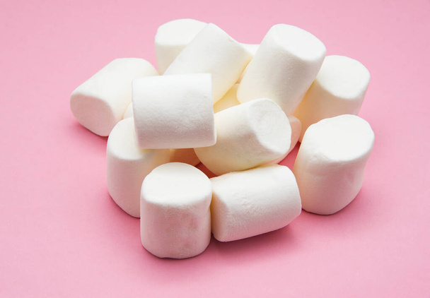 heap of marshmallow on pink - Photo, Image