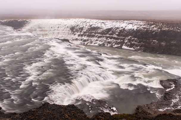 グトルフォスの滝、アイスランド - 写真・画像