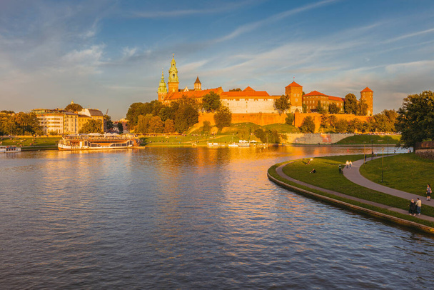 Wawel Castle in Krakau. Krakau, Klein-Polen, Polen. - Foto, afbeelding