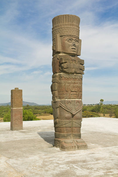 Toltec heykel oluklu - Foto, afbeelding
