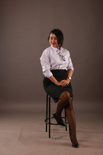Linda sexy asiática mulher de negócios estilo de escritório moda roupas.  - Foto, Imagem