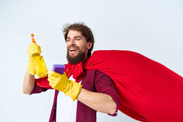 Hombre Red impermeable profesional limpieza detergente tarea - Foto, Imagen