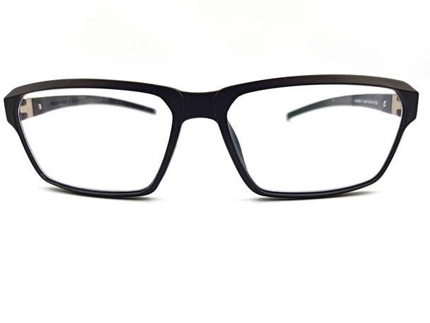 Beyaz arkaplanda gözlük izole  - Fotoğraf, Görsel