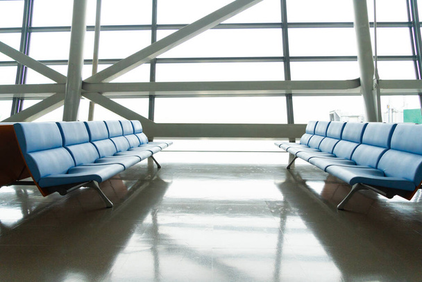 Uma foto de uma nova sala de embarque no aeroporto - Foto, Imagem