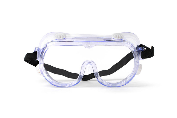 Jasné bezpečnostní brýle izolované na bílém. Bezpečnostní nápady pro pracovníky nebo generální zaměstnance - Fotografie, Obrázek
