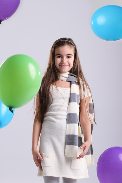 usměvavá holčička s balónky - Fotografie, Obrázek