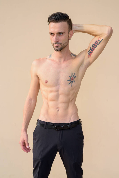 Portrait of handsome young man shirtless - Fotografie, Obrázek