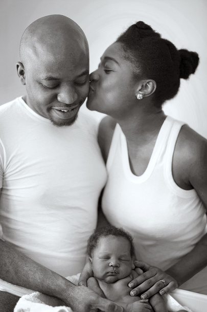 Young black nigerian family - Fotografie, Obrázek