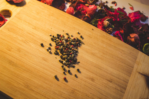 Colored pepper on a wooden Board - Foto, immagini