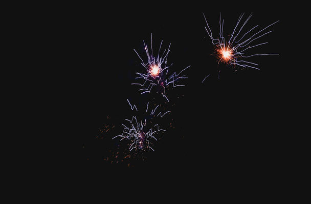 Fundo de fogo de artifício colorido abstrato com espaço livre para texto - Foto, Imagem