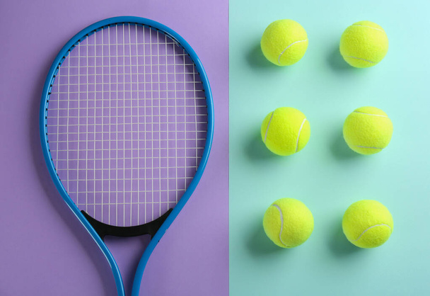 Tennis racket and balls on color background, flat lay. Sports equipment - Fotoğraf, Görsel