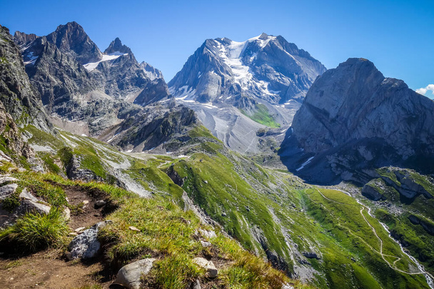 Grande Casse Alpine glacier landscape in Pralognan la Vanoise. French alps. - Valokuva, kuva