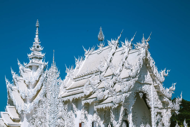 Wat Rong Khun, de Witte Tempel in Chiang Rai, provincie Chiang Mai, Thailand - Foto, afbeelding