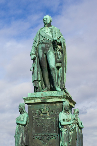 Карл Фрідріх статуя 1 - Фото, зображення