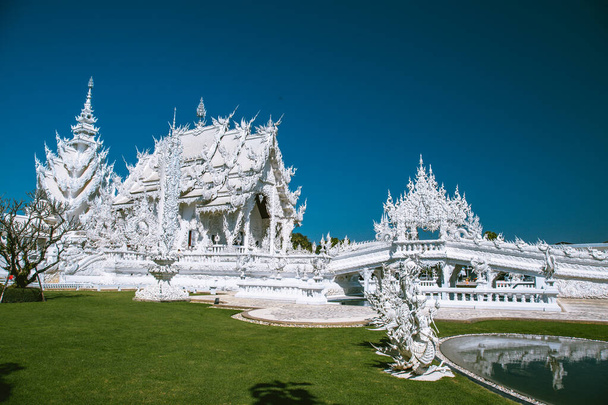 Wat Rong Khun, de Witte Tempel in Chiang Rai, provincie Chiang Mai, Thailand - Foto, afbeelding
