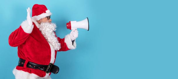 santa claus isolated on color background - Foto, Bild