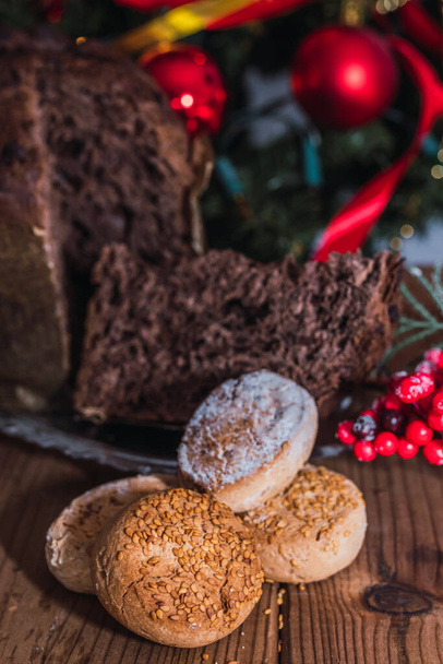 typical christmas cookies and polvorones - Valokuva, kuva