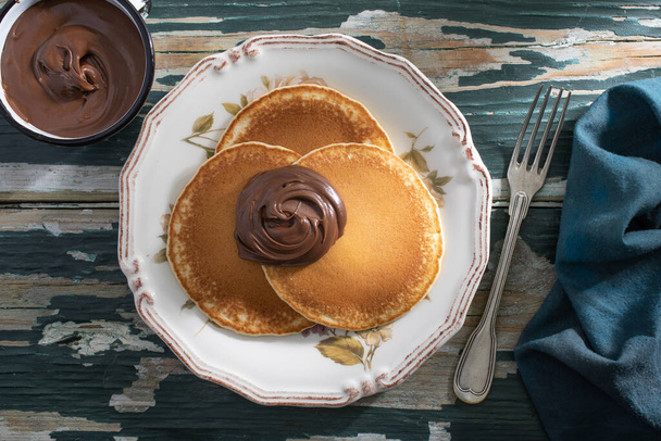 pancakes with melted chocolate  - Foto, imagen