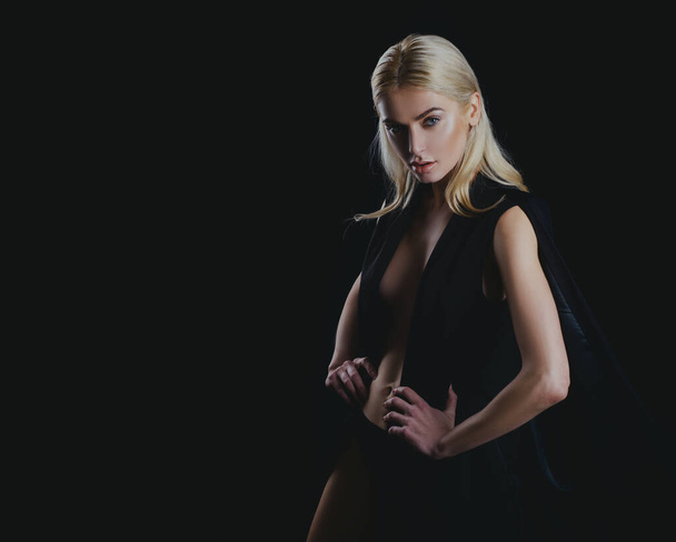 Girl fashion model with vogue in black dress. - Foto, Imagem