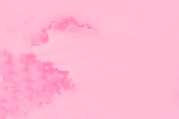 Absztrakt pasztell rózsaszín akvarell ég háttér elmosódott felhők - Fotó, kép