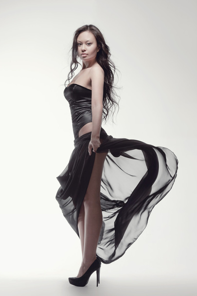 Gorgeous asian woman in black dress - Foto, Bild