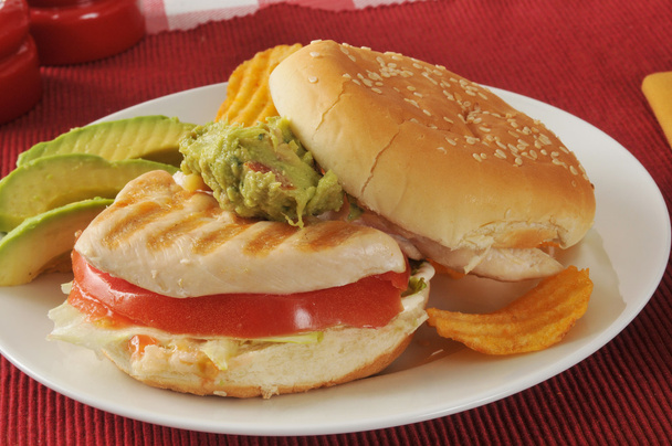 Sanduíche de frango grelhado
 - Foto, Imagem