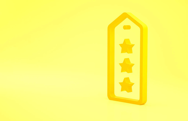 Żółta ikona rangi wojskowej odizolowana na żółtym tle. Znak wojskowej odznaki. Koncepcja minimalizmu. Ilustracja 3D 3D renderowania. - Zdjęcie, obraz