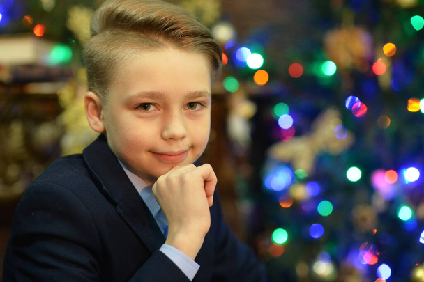 Portrait of little boy posing  on  Christmas - Foto, afbeelding