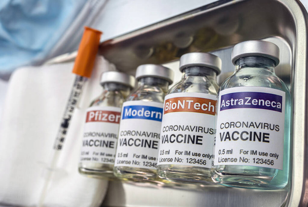Кілька вакцин з різних лабораторій з високою ефективністю проти Covid-19, концептуальне зображення - Фото, зображення