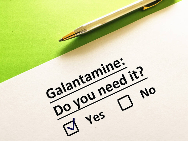 One person is answering question about psychiatric medication. The person thinks he needs galantamine - Photo, Image
